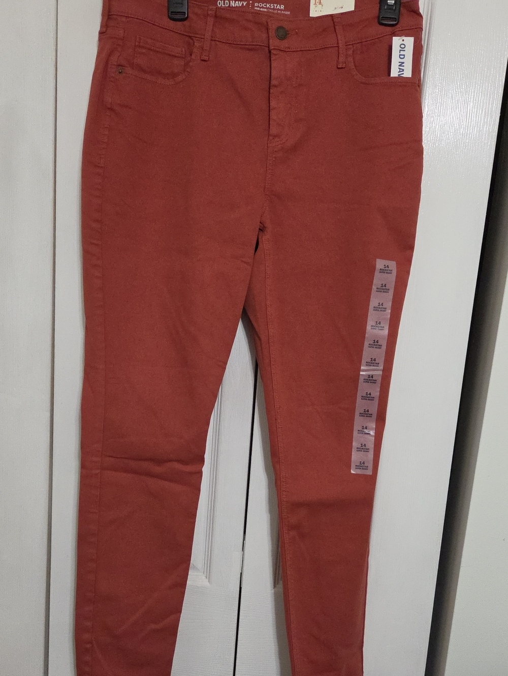 Old Navy Rockstar Super Skinny Mid-Rise Jeans in Burnt Orange